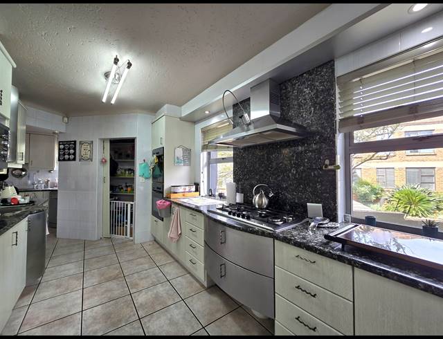 5 BEDROOM HOUSE FOR SALE IN MEYERSDAL